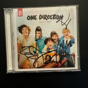 SIGNED One Direction Up All Night CD